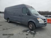 ✅ 2013 Mercedes-Benz Sprinter Cargo • VIN: WD3PE8CC8D5803615 • Lot: 86838184. Wystawiony na Copart z przebiegiem 110 462 mil. Bezpłatny archiwum sprzedaży aukcyjnych z USA i szczegółowy raport historii pojazdu na DreamBid. Zdjęcie 4.