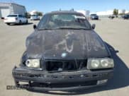 ✅ 1995 BMW 3 Series 325i • VIN: WBACB3320SFE20623 • Лот: 46693585. Опубликован ранее на Copart с пробегом Не указан. Бесплатный доступ к архиву аукционных продаж из США и подробный отчёт об истории автомобиля на DreamBid. Изображение 5.