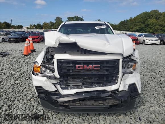 ✅ 2021 GMC Canyon 2WD Elevation Standard • VIN: 1GTG5BENXM1255027 • Lot: 72083465. Listed on Copart with 44,223 mi. Free auction sales archive from the USA and detailed vehicle history report at DreamBid. Image 5.