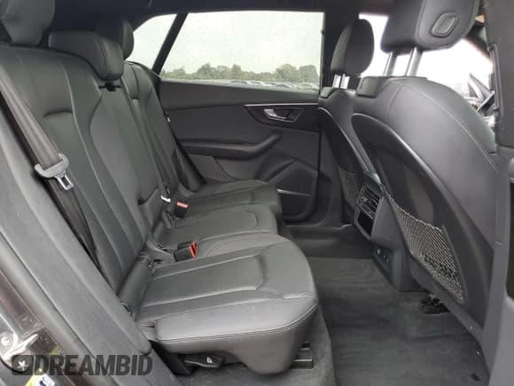 ✅ 2021 Audi Q8 Prestige • VIN: WA1FVAF14MD003297 • Lot: 84625125. Wystawiony na Copart z przebiegiem 112 223 mil. Bezpłatny archiwum sprzedaży aukcyjnych z USA i szczegółowy raport historii pojazdu na DreamBid. Zdjęcie 11.