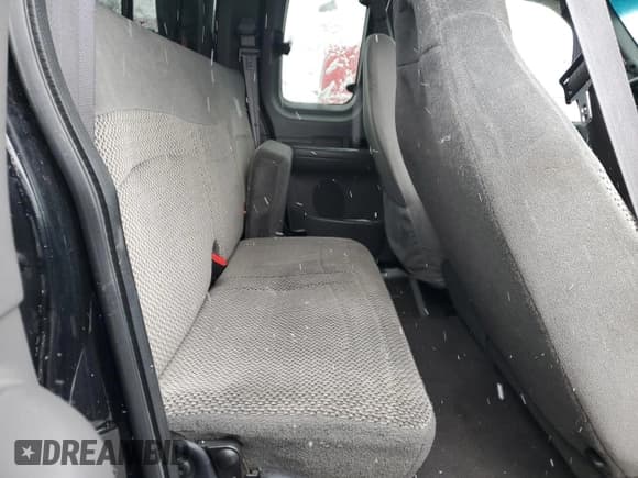 ✅ 2000 Ford F-150 XL • VIN: 1FTRX18L3YNB97512 • Lot: 91946045. Listed on Copart with 218,352 mi. Free auction sales archive from the USA and detailed vehicle history report at DreamBid. Image 10.