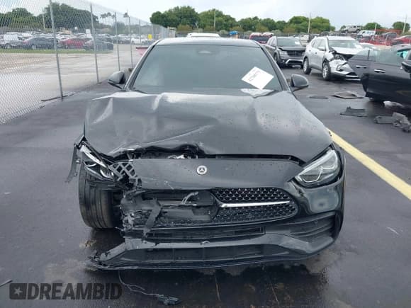 ✅ 2024 Mercedes-Benz C 300 • VIN: W1KAF4GB5RR200890 • Lot: 42708375. Wystawiony na IAAI z przebiegiem 9 338 mil. Bezpłatny archiwum sprzedaży aukcyjnych z USA i szczegółowy raport historii pojazdu na DreamBid. Zdjęcie 12.