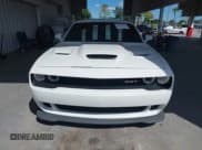 ✅ 2016 Dodge Challenger SRT Hellcat • VIN: 2C3CDZC99GH200224 • Lot: 43442618. Wystawiony na IAAI z przebiegiem 56 715 mil. Bezpłatny archiwum sprzedaży aukcyjnych z USA i szczegółowy raport historii pojazdu na DreamBid. Zdjęcie 13.