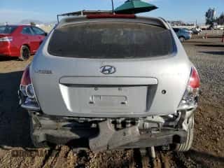 2008 Hyundai Accent GS z VIN KMHCM36C68U073135, wystawiony jako Copart lot #77705584 z przebiegiem 140 551 mil mil oraz Szkoda całkowita • Salvage title. Historia ofert i sprzedaży dostępna na DreamBid. Obrazek 6.