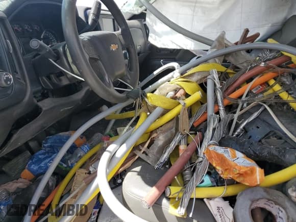 ✅ 2018 Chevrolet Silverado 1500 Work Truck • VIN: 1GCRCNEH5JZ377902 • Лот: 70245684. Опубликован ранее на Copart с пробегом 96 129 миль. Бесплатный доступ к архиву аукционных продаж из США и подробный отчёт об истории автомобиля на DreamBid. Изображение 7.