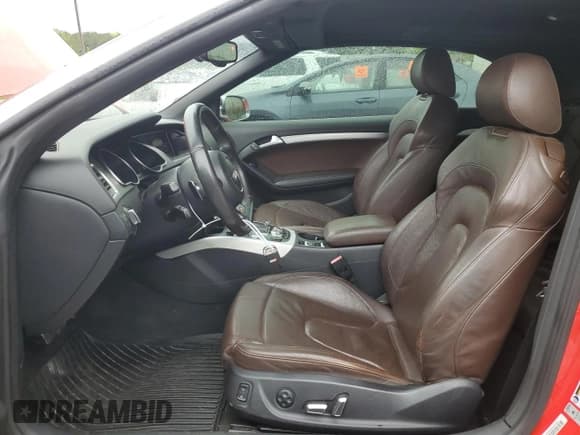 ✅ 2013 Audi S5 Prestige • VIN: WAUVGAFH3DN006577 • Lot: 51878545. Wystawiony na Copart z przebiegiem 129 657 mil. Bezpłatny archiwum sprzedaży aukcyjnych z USA i szczegółowy raport historii pojazdu na DreamBid. Zdjęcie 7.