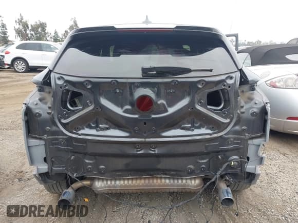 ✅ 2018 BMW X2 sDrive28i • VIN: WBXYJ3C3XJEJ89898 • Lot: 42159551. Listed on IAAI with 70,244 mi. Free auction sales archive from the USA and detailed vehicle history report at DreamBid. Image 17.