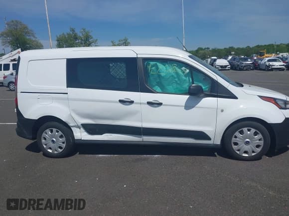 ✅ 2022 Ford Transit Connect XL • VIN: NM0LS7S23N1537894 • Lot: 42208607. Listed on IAAI with 32,383 mi. Free auction sales archive from the USA and detailed vehicle history report at DreamBid. Image 13.