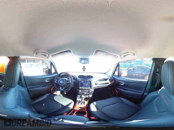 ✅ 2021 Jeep Renegade Trailhawk • VIN: ZACNJDC12MPM23397 • Lot: 90872135. Wystawiony na Copart z przebiegiem 40 524 mil. Bezpłatny archiwum sprzedaży aukcyjnych z USA i szczegółowy raport historii pojazdu na DreamBid. Zdjęcie 14.