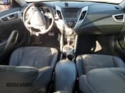 ✅ 2014 Hyundai Veloster • VIN: KMHTC6AD3EU217143 • Lot: 43716395. Wystawiony na Copart z przebiegiem 137 865 mil. Bezpłatny archiwum sprzedaży aukcyjnych z USA i szczegółowy raport historii pojazdu na DreamBid. Zdjęcie 8.