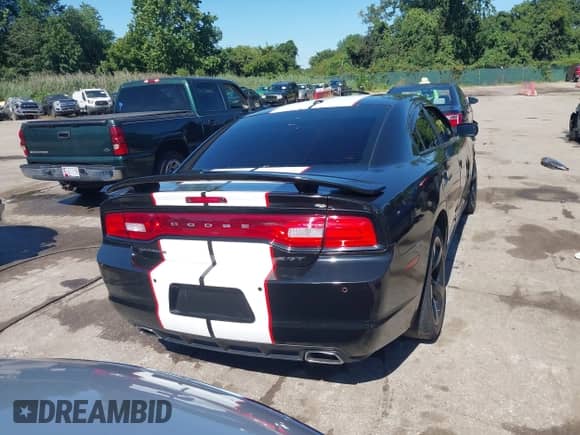 ✅ 2014 Dodge Charger RT • VIN: 2C3CDXCT3EH283596 • Lot: 43059244. Wystawiony na IAAI z przebiegiem 102 322 mil. Bezpłatny archiwum sprzedaży aukcyjnych z USA i szczegółowy raport historii pojazdu na DreamBid. Zdjęcie 17.