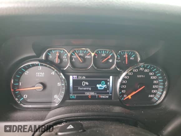 2015 Chevrolet Suburban LT z VIN 1GNSCJKC3FR727304, wystawiony jako Copart lot #72190354 z przebiegiem 152 396 mil mil oraz Szkoda całkowita • Salvage title. Historia ofert i sprzedaży dostępna na DreamBid. Obrazek 9.