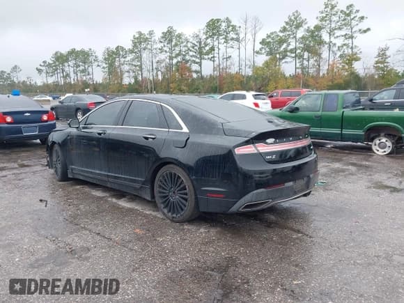 ✅ 2017 Lincoln MKZ Hybrid Reserve • VIN: 3LN6L5MU0HR602531 • Lot: 43642664. Wystawiony na IAAI z przebiegiem 247 032 mil. Bezpłatny archiwum sprzedaży aukcyjnych z USA i szczegółowy raport historii pojazdu na DreamBid. Zdjęcie 3.