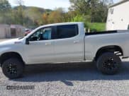 ✅ 2019 Chevrolet Silverado 1500 RST • VIN: 3GCUYEED6KG155945 • Lot: 43473839. Wystawiony na IAAI z przebiegiem 83 602 mil. Bezpłatny archiwum sprzedaży aukcyjnych z USA i szczegółowy raport historii pojazdu na DreamBid. Zdjęcie 14.