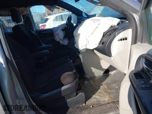 2014 Dodge Grand Caravan SE с VIN 2C4RDGBG4ER257688, выставлен на аукционе IAAI как лот 43535046 с пробегом 172 753 миль миль и . История ставок и продаж доступна на DreamBid. Изображение 5.