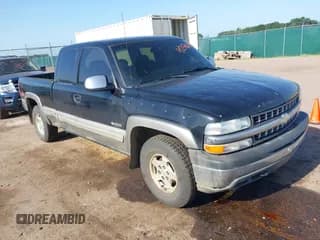 ✅ 2000 Chevrolet Silverado 1500 LS • VIN: 1GCEK19T9YE175669 • Лот: 42546657. Опубликован ранее на IAAI с пробегом 161 232 миль. Бесплатный доступ к архиву аукционных продаж из США и подробный отчёт об истории автомобиля на DreamBid. Изображение 1.