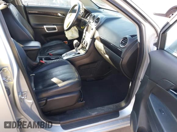 ✅ 2015 Chevrolet Captiva Sport LT • VIN: 3GNAL3EKXFS519539 • Lot: 41460325. Wystawiony na IAAI z przebiegiem 83 009 mil. Bezpłatny archiwum sprzedaży aukcyjnych z USA i szczegółowy raport historii pojazdu na DreamBid. Zdjęcie 5.