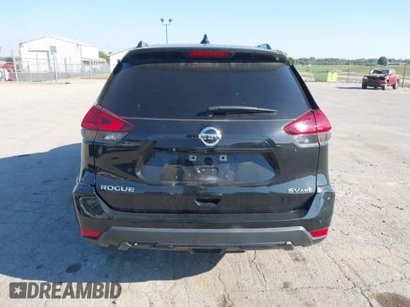 ✅ 2017 Nissan Rogue SL • VIN: 5N1AT2MV2HC765908 • Лот: 43238539. Опубликован ранее на IAAI с пробегом 112 427 миль. Бесплатный доступ к архиву аукционных продаж из США и подробный отчёт об истории автомобиля на DreamBid. Изображение 15.