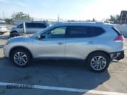 ✅ 2014 Nissan Rogue SV • VIN: 5N1AT2MT5EC864863 • Lot: 43611166. Listed on IAAI with 57,961 mi. Free auction sales archive from the USA and detailed vehicle history report at DreamBid. Image 15.