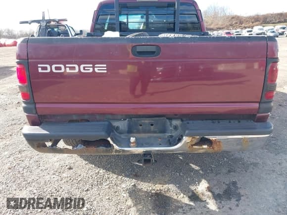✅ 2001 Dodge 1500 • VIN: 3B7HC13Y51G760732 • Lot: 43818005. Listed on IAAI with 159,574 mi. Free auction sales archive from the USA and detailed vehicle history report at DreamBid. Image 15.