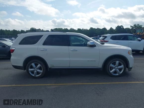 ✅ 2011 Dodge Durango Citadel • VIN: 1D4RD5GG1BC716924 • Lot: 42719129. Wystawiony na IAAI z przebiegiem 225 179 mil. Bezpłatny archiwum sprzedaży aukcyjnych z USA i szczegółowy raport historii pojazdu na DreamBid. Zdjęcie 13.