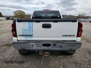 ✅ 2004 Chevrolet Silverado 1500 Z71 • VIN: 1GCEK19T94E179876 • Lot: 82718245. Wystawiony na Copart z przebiegiem 249 796 mil. Bezpłatny archiwum sprzedaży aukcyjnych z USA i szczegółowy raport historii pojazdu na DreamBid. Zdjęcie 6.