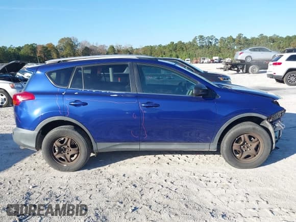 ✅ 2014 Toyota RAV4 LE • VIN: 2T3ZFREV4EW108980 • Lot: 43769247. Wystawiony na IAAI z przebiegiem 226 894 mil. Bezpłatny archiwum sprzedaży aukcyjnych z USA i szczegółowy raport historii pojazdu na DreamBid. Zdjęcie 13.