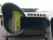 2015 Chevrolet Sonic LT z VIN 1G1JC6SBXF4126843, wystawiony jako IAAI lot #42652736 z przebiegiem Nie podano mil oraz . Historia ofert i sprzedaży dostępna na DreamBid. Obrazek 7.