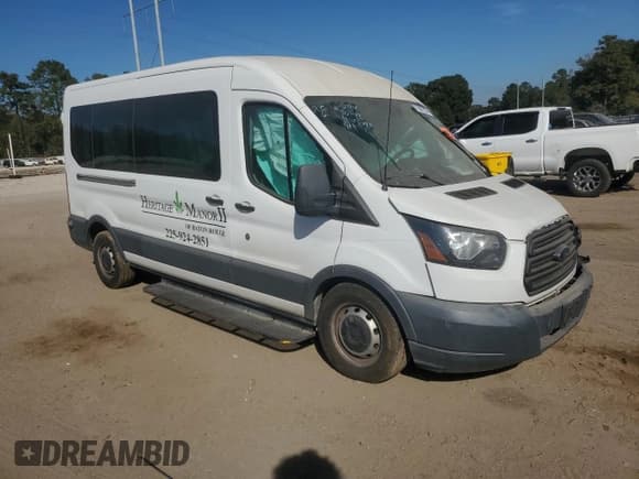 ✅ 2017 Ford Transit XL • VIN: 1FDZX2CM3HKA11793 • Lot: 75661334. Wystawiony na Copart z przebiegiem 96 112 mil. Bezpłatny archiwum sprzedaży aukcyjnych z USA i szczegółowy raport historii pojazdu na DreamBid. Zdjęcie 4.