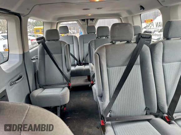 ✅ 2016 Ford Transit XLT • VIN: 1FMZK1ZM3GKB38820 • Lot: 96003875. Wystawiony na Copart z przebiegiem 266 515 mil. Bezpłatny archiwum sprzedaży aukcyjnych z USA i szczegółowy raport historii pojazdu na DreamBid. Zdjęcie 11.