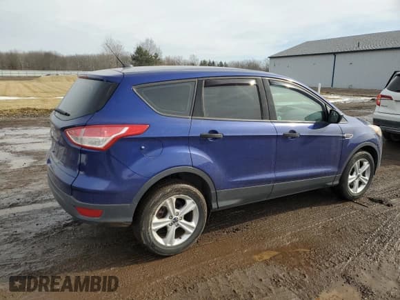 ✅ 2016 Ford Escape S • VIN: 1FMCU0F7XGUC53055 • Лот: 45344845. Опубликован ранее на Copart с пробегом 96 053 миль. Бесплатный доступ к архиву аукционных продаж из США и подробный отчёт об истории автомобиля на DreamBid. Изображение 3.