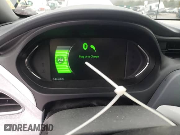 2019 Chevrolet Bolt EV Premier z VIN 1G1FZ6S04K4119464, wystawiony jako Copart lot #71588532 z przebiegiem 14 698 mil mil oraz . Historia ofert i sprzedaży dostępna na DreamBid. Obrazek 9.