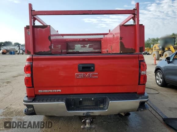 ✅ 2015 GMC Sierra 1500 • VIN: 1GT01XEG1FZ508994 • Лот: 69249795. Опубликован ранее на Copart с пробегом 207 030 миль. Бесплатный доступ к архиву аукционных продаж из США и подробный отчёт об истории автомобиля на DreamBid. Изображение 6.