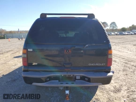 ✅ 2001 Chevrolet Suburban LT • VIN: 3GNFK16T01G262441 • Лот: 81145714. Опубликован ранее на Copart с пробегом Не указан. Бесплатный доступ к архиву аукционных продаж из США и подробный отчёт об истории автомобиля на DreamBid. Изображение 6.