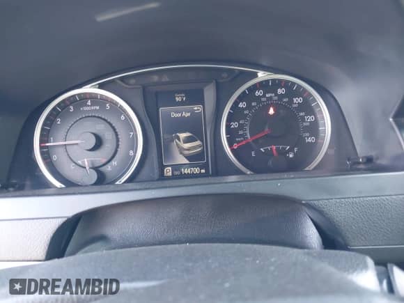 2016 Toyota Camry SE with VIN 4T1BF1FKXGU590308, listed as a IAAI auction lot 43253552 with 144,700 mi miles and . Bid and sale history available at DreamBid. Image 7.