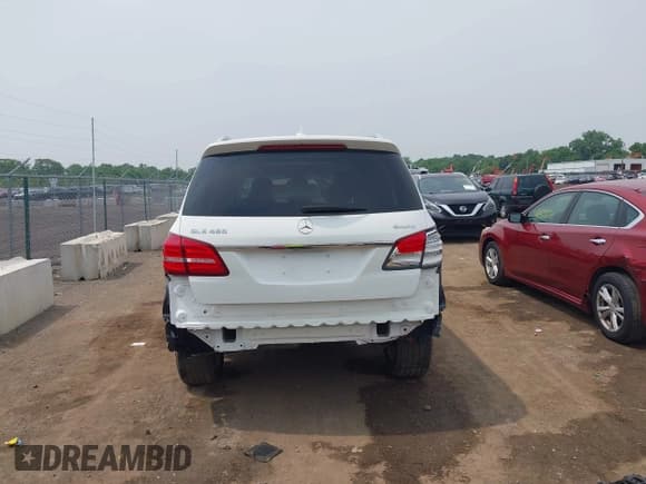 ✅ 2018 Mercedes-Benz GLS 450 • VIN: 4JGDF6EE2JB023644 • Lot: 42431579. Listed on IAAI with 95,940 mi. Free auction sales archive from the USA and detailed vehicle history report at DreamBid. Image 17.