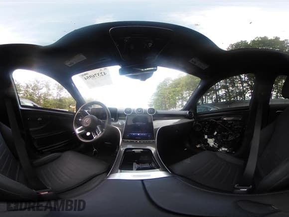 ✅ 2025 Mercedes-Benz C 43 AMG • VIN: W1KAF8HB1SR256613 • Lot: 42376954. Listed on IAAI with 1,570 mi. Free auction sales archive from the USA and detailed vehicle history report at DreamBid. Image 18.