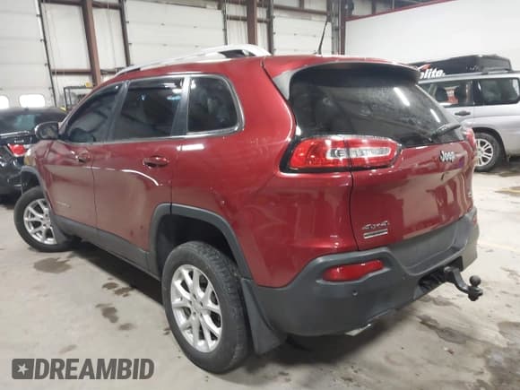 ✅ 2017 Jeep Cherokee Latitude • VIN: 1C4PJMCS9HW546630 • Лот: 41577993. Опубликован ранее на IAAI с пробегом 126 425 миль. Бесплатный доступ к архиву аукционных продаж из США и подробный отчёт об истории автомобиля на DreamBid. Изображение 3.