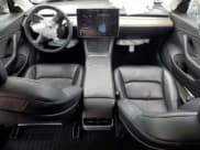 ✅ 2021 Tesla Model 3 Standard Range Plus • VIN: 5YJ3E1EA4MF875501 • Lot: 50909925. Wystawiony na Copart z przebiegiem 49 500 mil. Bezpłatny archiwum sprzedaży aukcyjnych z USA i szczegółowy raport historii pojazdu na DreamBid. Zdjęcie 8.