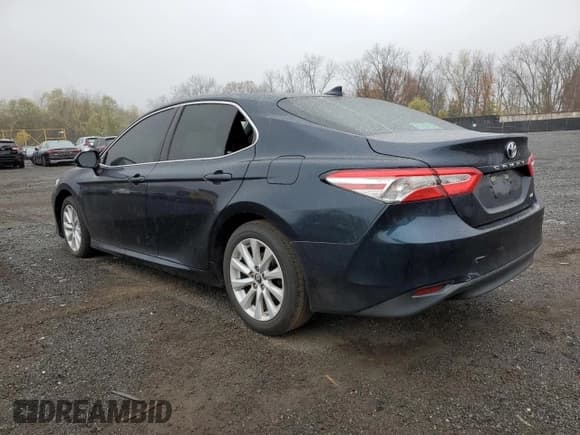 ✅ 2019 Toyota Camry SE • VIN: 4T1B11HK9KU830548 • Lot: 90370545. Listed on Copart with 73,684 mi. Free auction sales archive from the USA and detailed vehicle history report at DreamBid. Image 2.