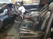 ✅ 2015 Chevrolet Suburban LT • VIN: 1GNSKJKC0FR235929 • Лот: 89508065. Опубликован ранее на Copart с пробегом 212 595 миль. Бесплатный доступ к архиву аукционных продаж из США и подробный отчёт об истории автомобиля на DreamBid. Изображение 7.