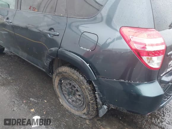 ✅ 2010 Toyota RAV4 Limited • VIN: 2T3DK4DV6AW035129 • Lot: 43554788. Listed on IAAI with 154,057 mi. Free auction sales archive from the USA and detailed vehicle history report at DreamBid. Image 17.