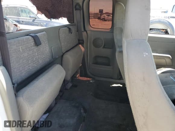 ✅ 2006 Chevrolet Colorado LS • VIN: 1GCCS198768331786 • Лот: 61049175. Опубликован ранее на Copart с пробегом 230 971 миль. Бесплатный доступ к архиву аукционных продаж из США и подробный отчёт об истории автомобиля на DreamBid. Изображение 10.