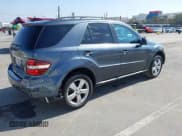 ✅ 2011 Mercedes-Benz M 350 • VIN: 4JGBB5GB2BA700733 • Lot: 42878205. Listed on IAAI with 140,873 mi. Free auction sales archive from the USA and detailed vehicle history report at DreamBid. Image 4.