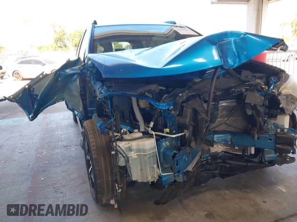 ✅ 2016 Toyota RAV4 SE • VIN: JTMNFREV6GJ072953 • Lot: 43499338. Wystawiony na IAAI z przebiegiem 79 932 mil. Bezpłatny archiwum sprzedaży aukcyjnych z USA i szczegółowy raport historii pojazdu na DreamBid. Zdjęcie 6.