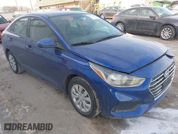 ✅ 2022 Hyundai Accent SE • VIN: 3KPC24A63NE174239 • Лот: 41255445. Опубликован ранее на IAAI с пробегом 26 127 миль. Бесплатный доступ к архиву аукционных продаж из США и подробный отчёт об истории автомобиля на DreamBid. Изображение 1.