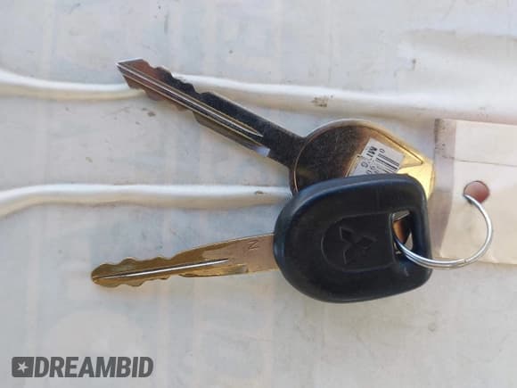 ✅ 2005 Mitsubishi Eclipse GS • VIN: 4A3AC44GX5E015395 • Lot: 42530950. Wystawiony na IAAI z przebiegiem 223 388 mil. Bezpłatny archiwum sprzedaży aukcyjnych z USA i szczegółowy raport historii pojazdu na DreamBid. Zdjęcie 11.