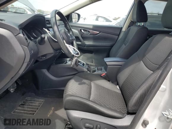 ✅ 2018 Nissan Rogue S • VIN: KNMAT2MT6JP537279 • Lot: 51183065. Wystawiony na Copart z przebiegiem 128 720 mil. Bezpłatny archiwum sprzedaży aukcyjnych z USA i szczegółowy raport historii pojazdu na DreamBid. Zdjęcie 7.