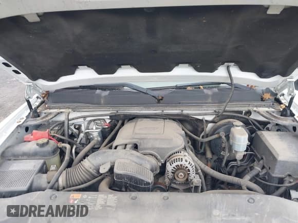 ✅ 2013 Chevrolet Silverado 1500 Work Truck • VIN: 1GCNKPEA7DZ288109 • Lot: 40782515. Wystawiony na IAAI z przebiegiem 191 813 mil. Bezpłatny archiwum sprzedaży aukcyjnych z USA i szczegółowy raport historii pojazdu na DreamBid. Zdjęcie 10.