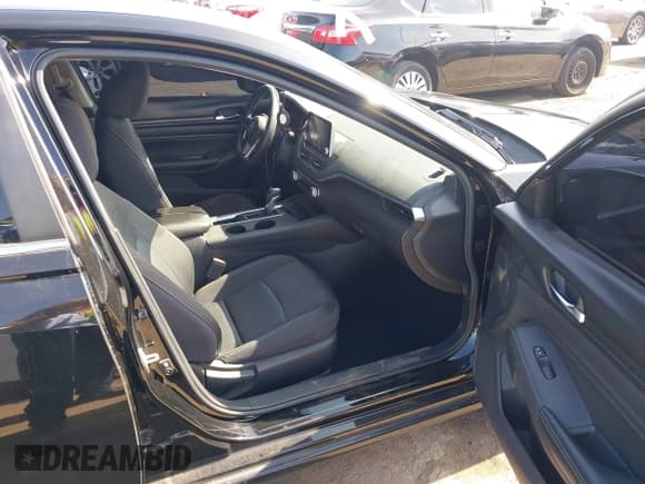 ✅ 2020 Nissan Altima S • VIN: 1N4BL4BV3LC235372 • Lot: 43588816. Listed on IAAI with 170,296 mi. Free auction sales archive from the USA and detailed vehicle history report at DreamBid. Image 5.